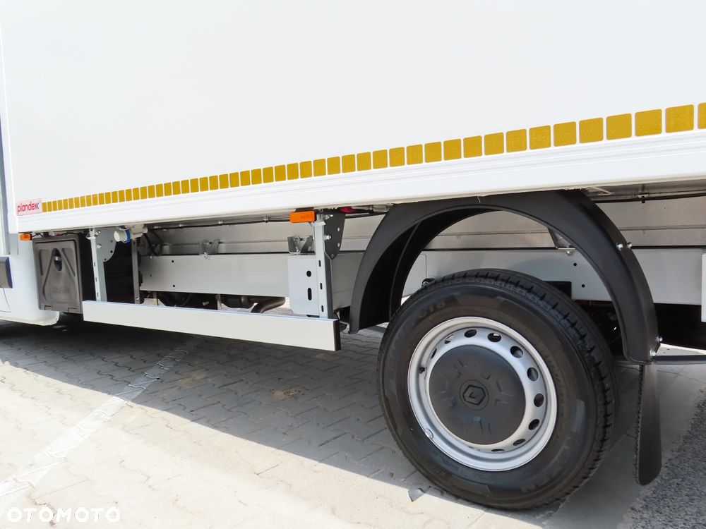 Renault Master 2.3 dCi 163 Km WZMACNIANY Chłodnia -20*C + 30*C Z Izoterma 4.20 Cm 8 Euro Palet Zasilanie V230 Funkcja Grzania Kabina Sypialniana WEBASTO Stan Jak NOWY - 17