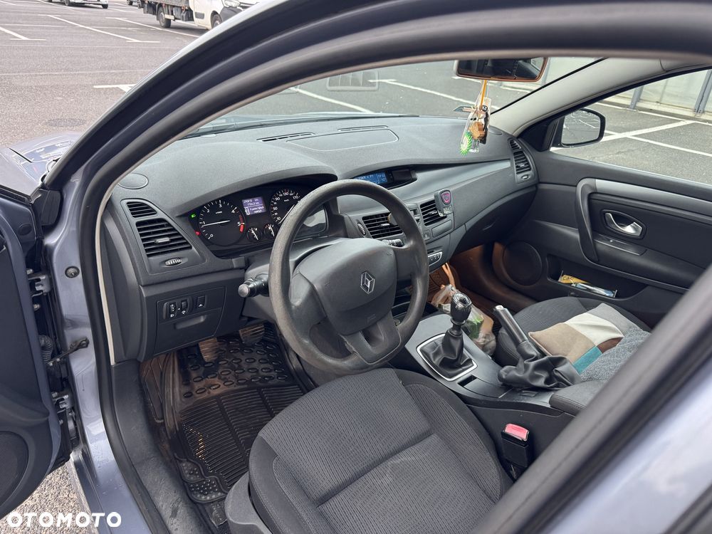 Renault Laguna - 5