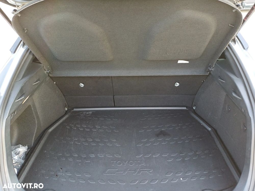 Toyota C-HR 2.0 HSD 184 CP 4x2 CVT Style - 9