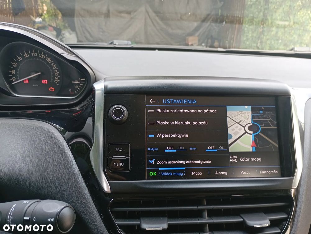 Peugeot 2008 - 8