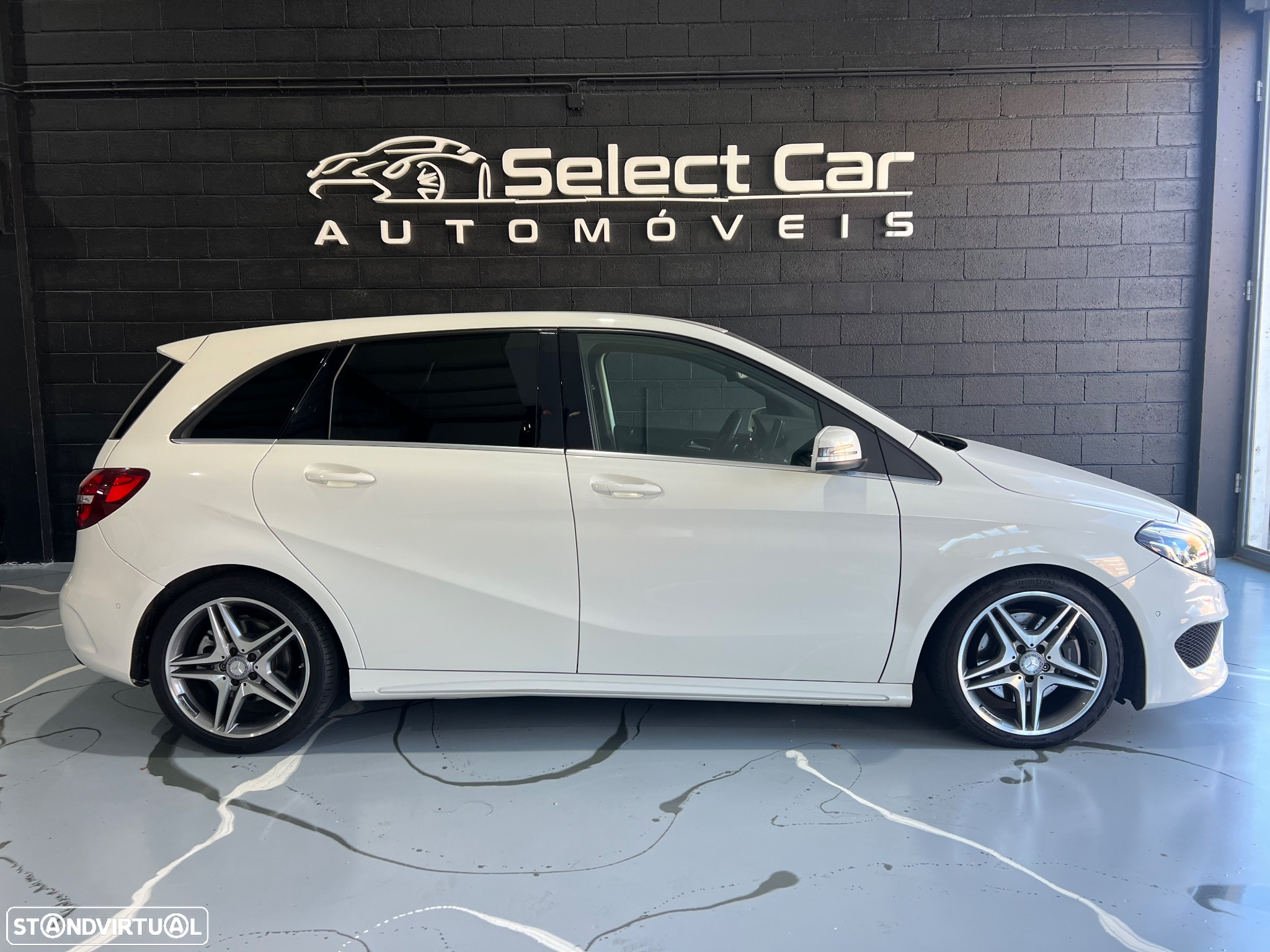 Mercedes-Benz B 220 (CDI) d 7G-DCT AMG Line - 7
