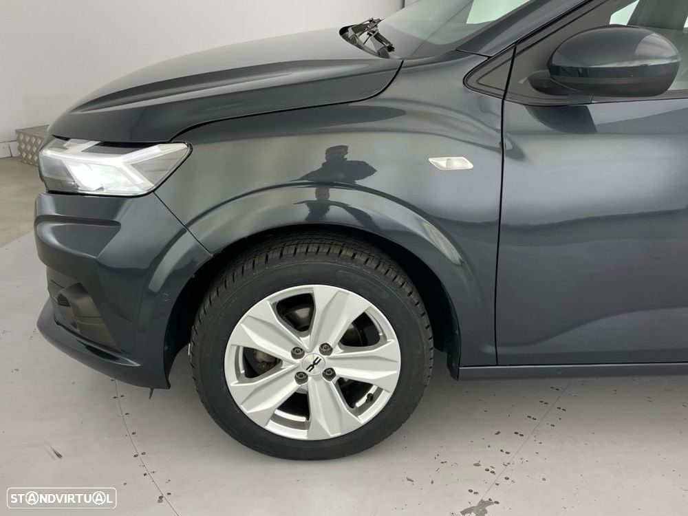 Dacia Sandero 1.0 TCe Expression — fotografia 19