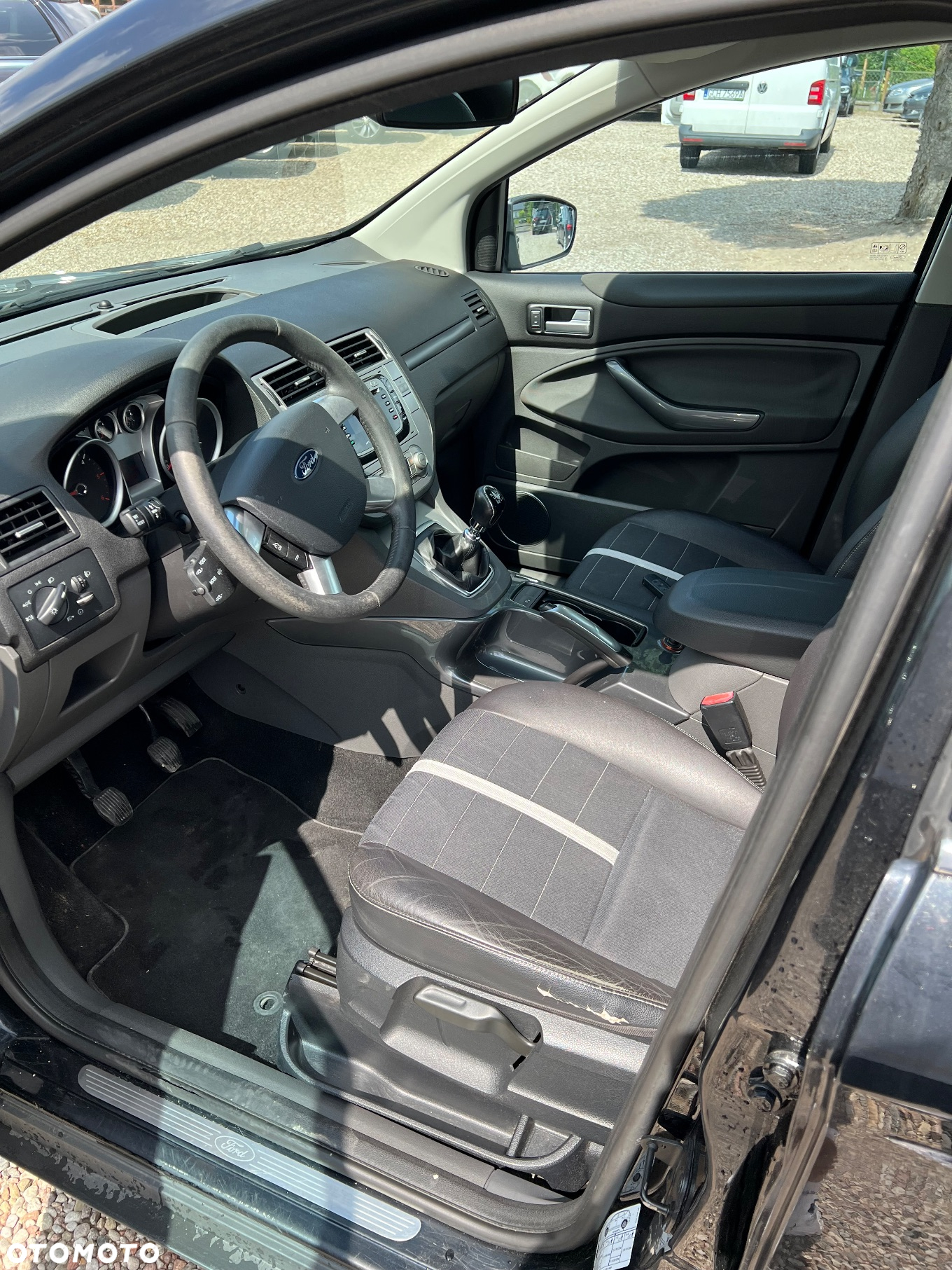 Ford Kuga 2.0 TDCi 4x4 Trend - 14