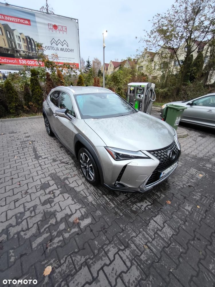Lexus UX - 22