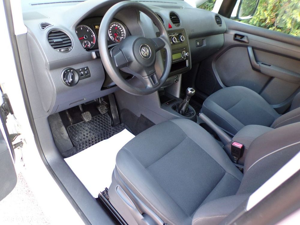 Volkswagen Caddy - 19