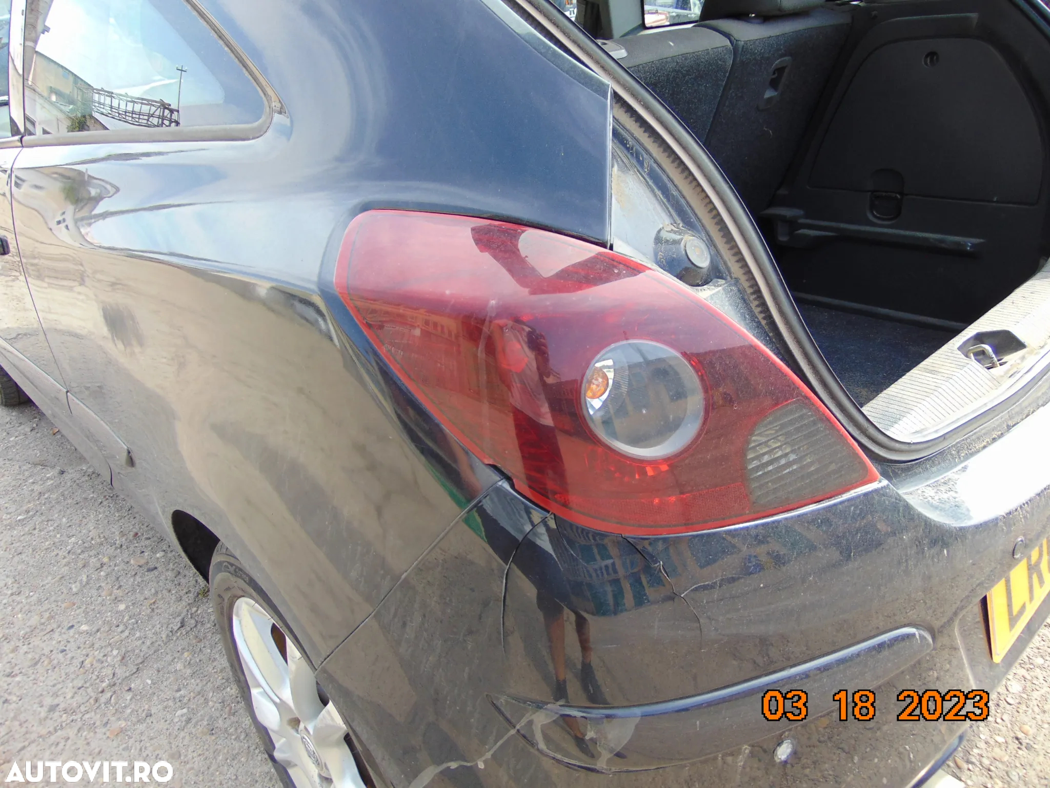 Stop opel Corsa D model 3 usi scurt lampa stop tripla spate stanga dreapta dezmembrez opel corsa d - 2