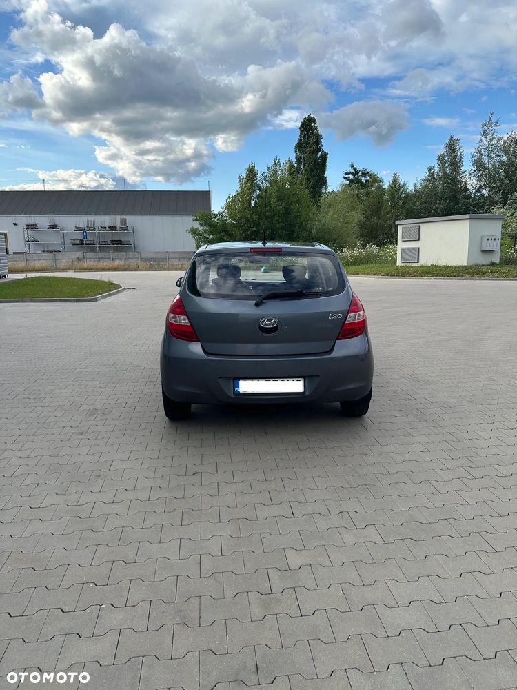 Hyundai i20 - 8