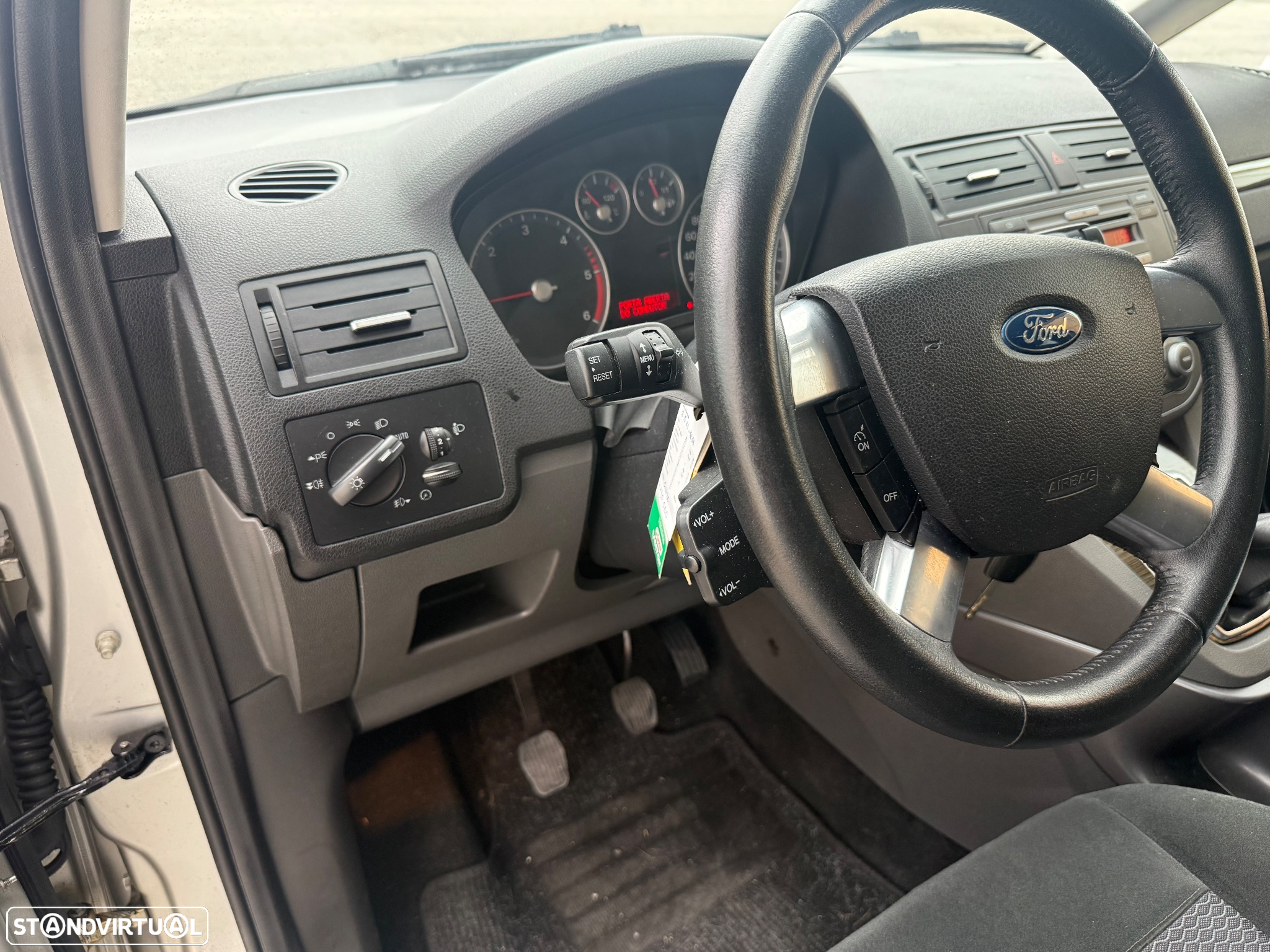 Ford C-Max 1.6 TDCi DPF Ghia - 13