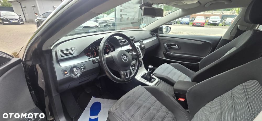 Volkswagen Passat CC 1.8 TSI Exclusive - 28