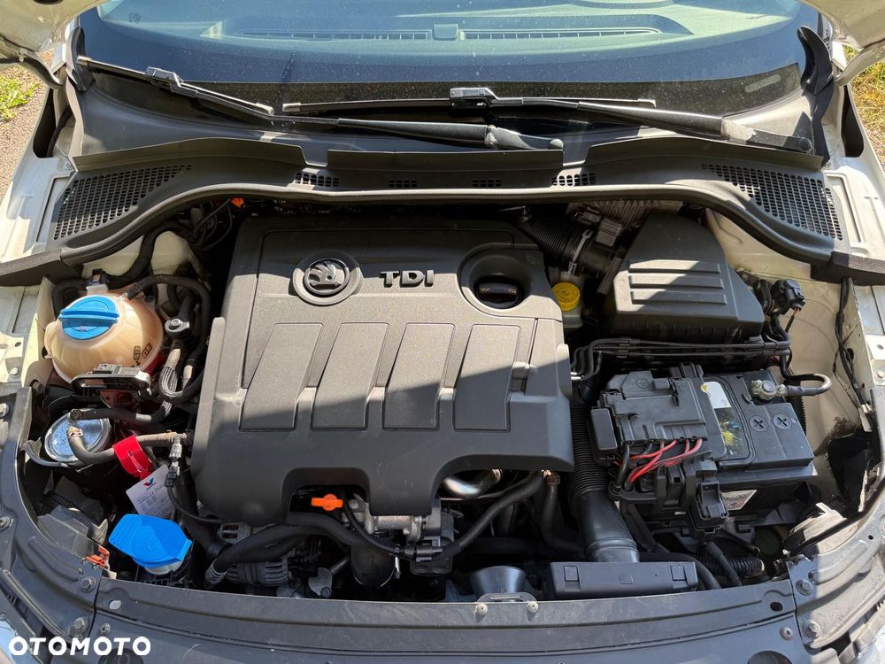Skoda RAPID - 7