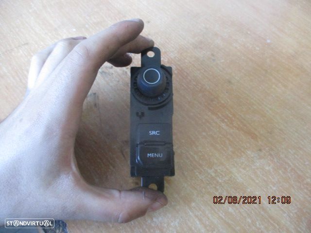 Interruptor 98097243XU PEUGEOT 208 2015 RADIO  PEUGEOT 208 2015 1.6HDI 92CV 5P BRANCO PEUGEOT 208 2018 1.2I 83CV 5P VERMELHO - 1
