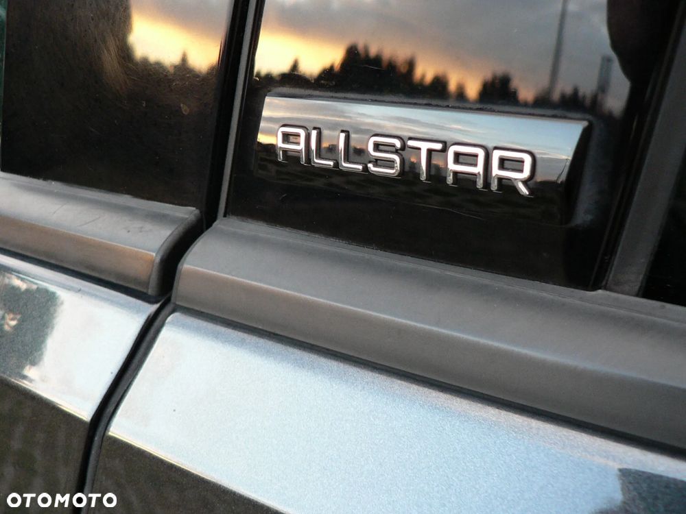Volkswagen Golf 1.2 TSI BlueMotion Technology Allstar - 30