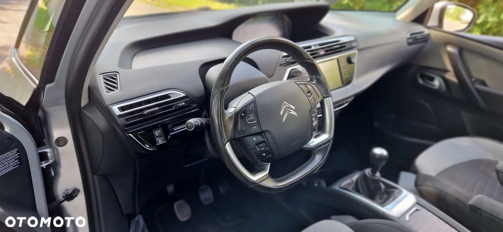 Citroën C4 Picasso - 25