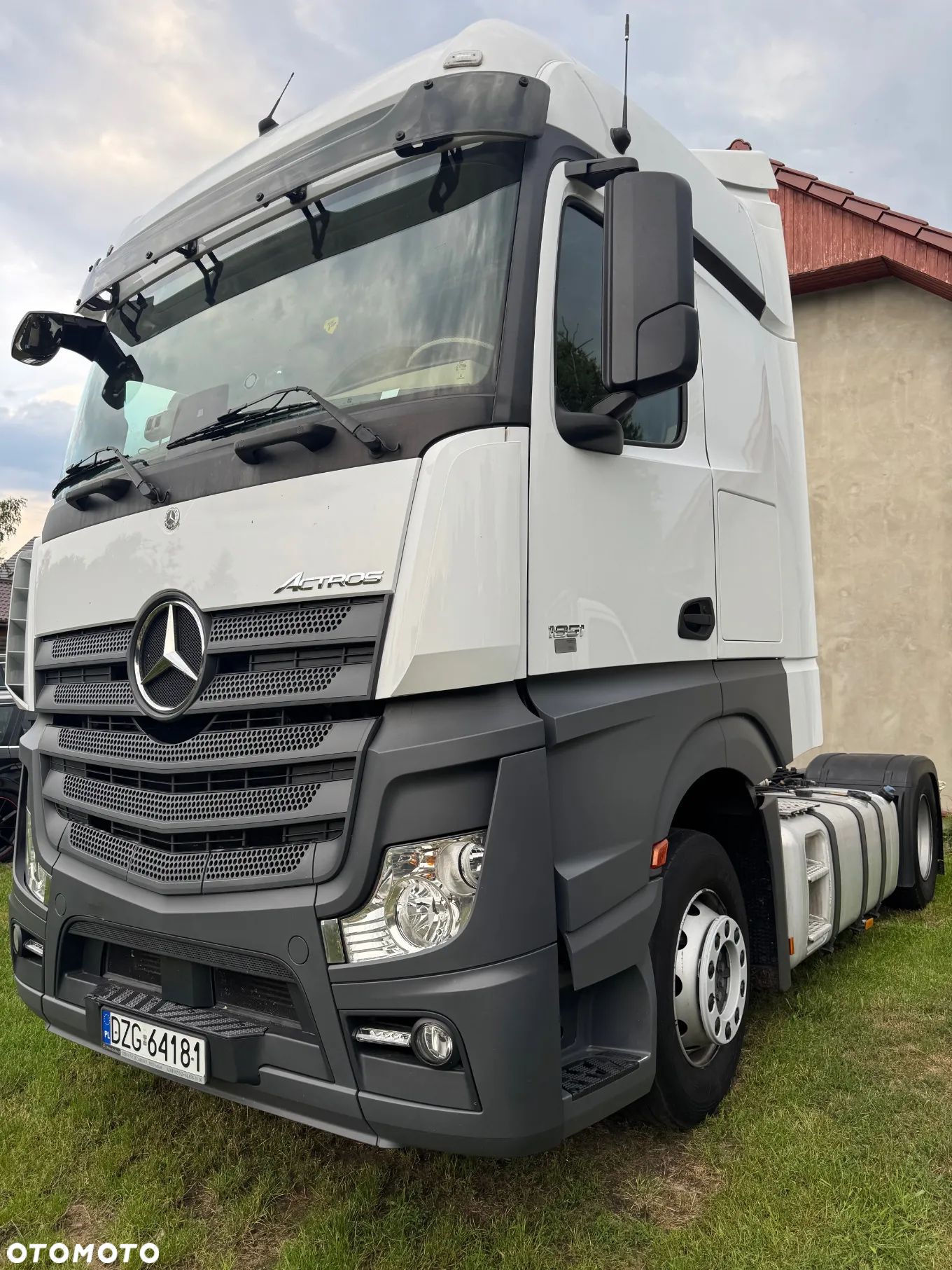 Mercedes-Benz ACTROS - 1