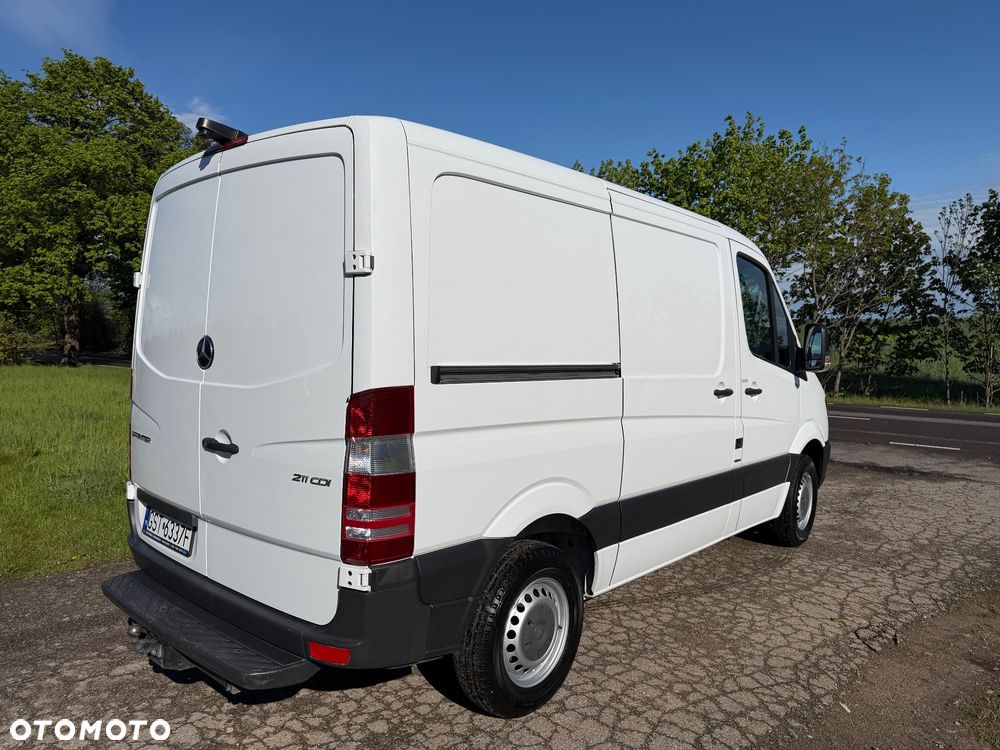 Mercedes-Benz Sprinter - 10