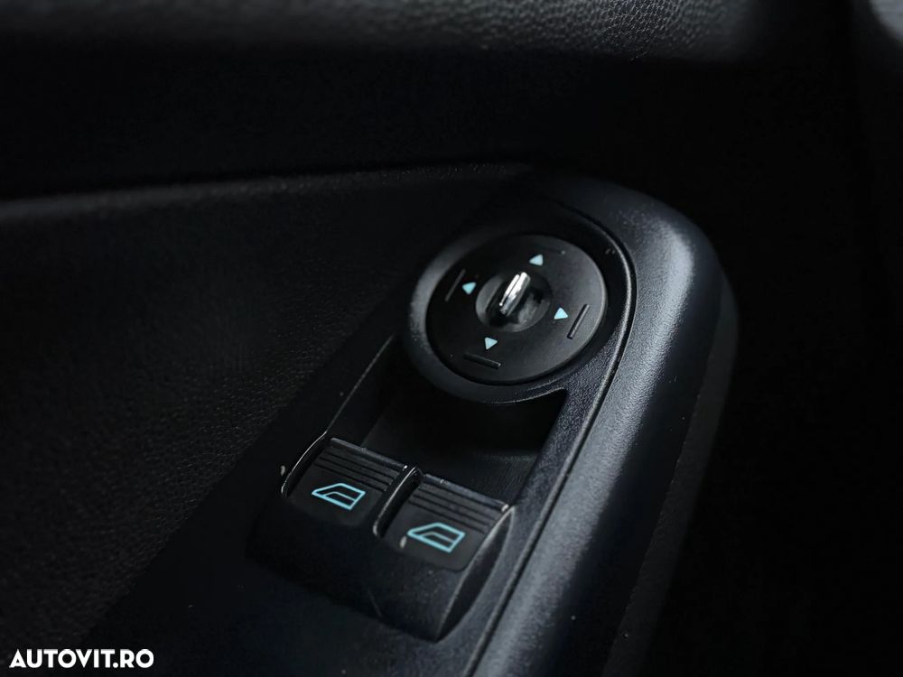 Ford Fiesta 1.25i Trend - 11