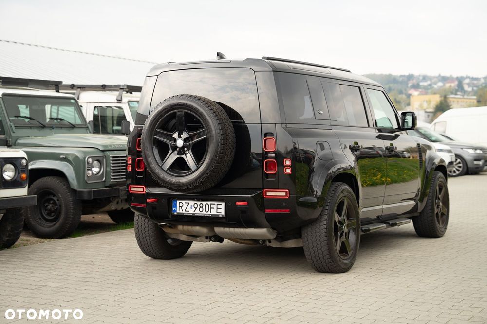 Land Rover Defender - 7