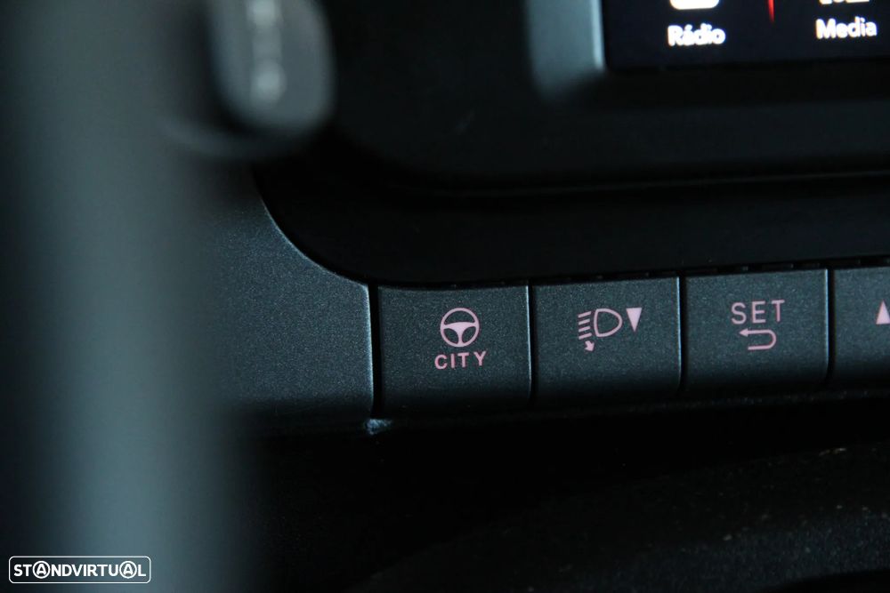 Fiat Panda 1.0 Hybrid Cross - 18