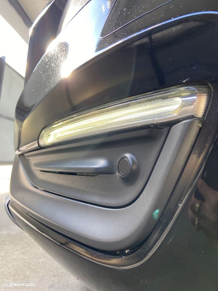 Volvo V60 Cross Country 2.0 D4 Pro - 43