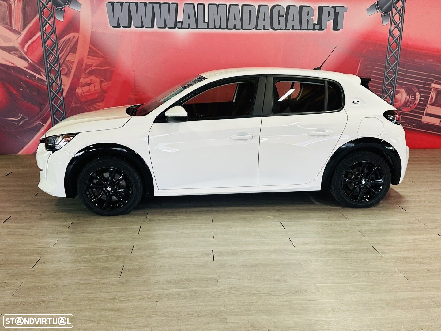 Peugeot e-208 50 kWh Active Pack - 2