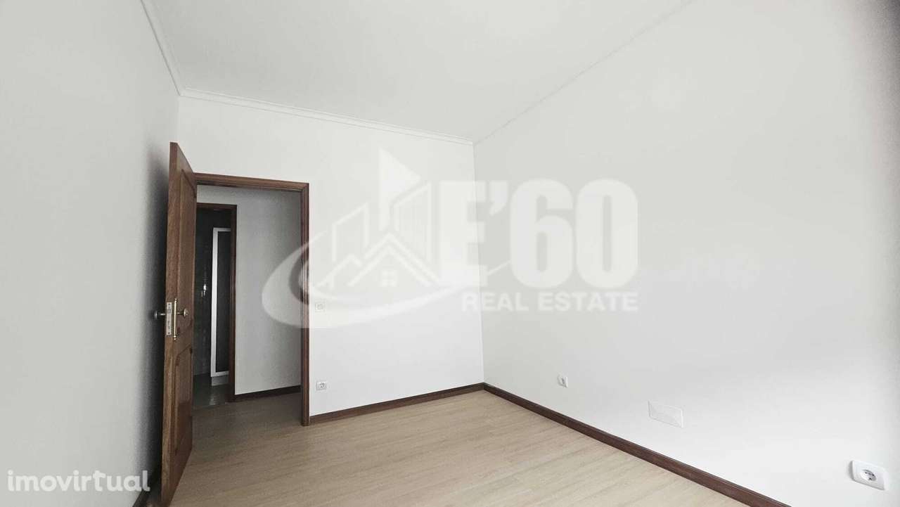 APARTAMENTO PARA ARRENDAMENTO CENTRO DE ESPINHO - Grande imagem: 2/16