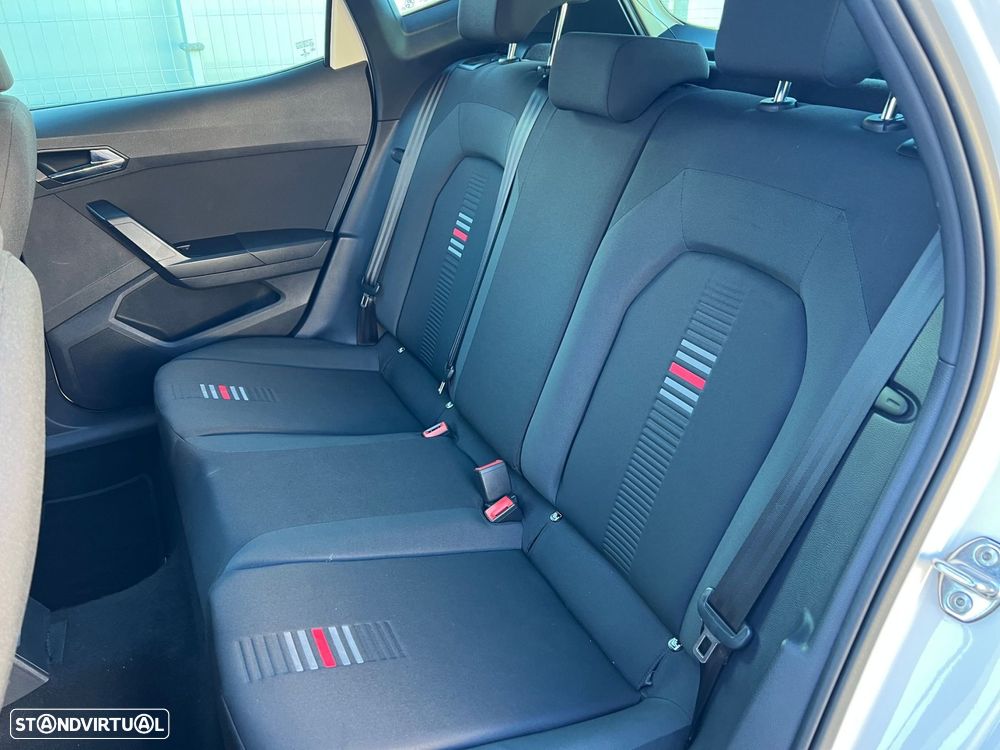 SEAT Arona 1.0 TSI FR - 6