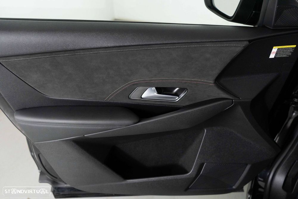 DS DS7 Crossback E-Tense Performance Line EAT8 - 23