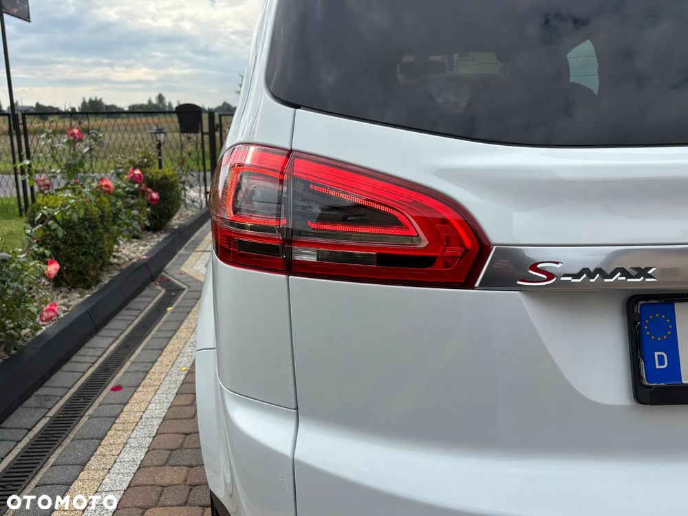 Ford S-Max 2.0 TDCi DPF Business Edition - 19