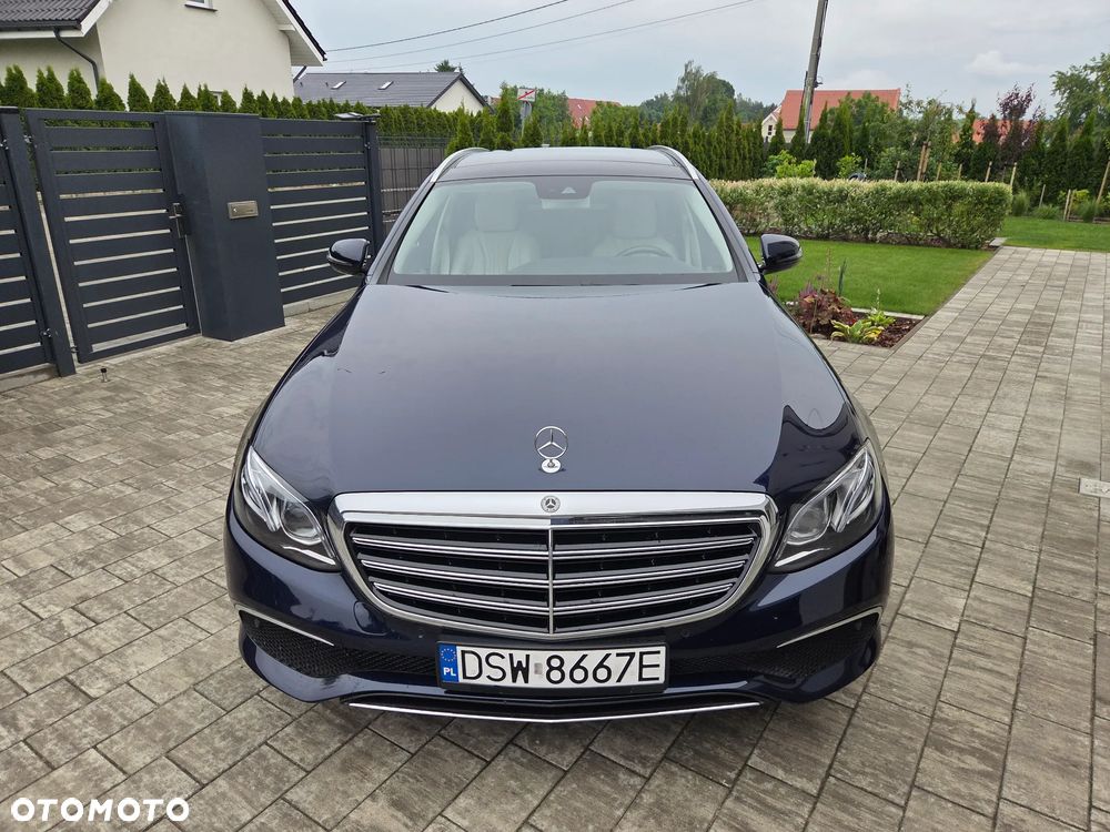 Mercedes-Benz Klasa E 220 d 9G-TRONIC Exclusive - 37