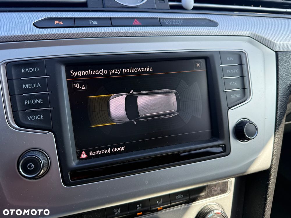 Volkswagen Passat Variant 1.6 TDI BMT Comfortline - 30