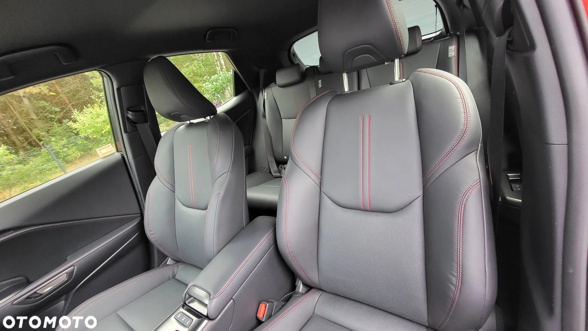 Lexus LBX 1.5 Hybrid Emotion - 23