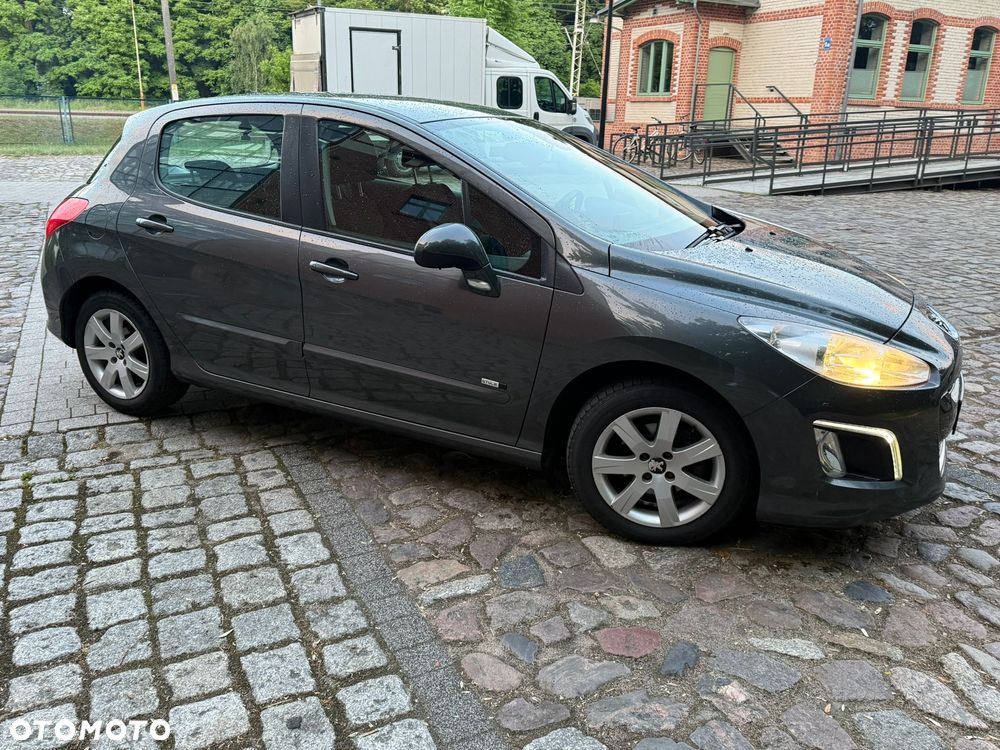 Peugeot 308 1.6 e-HDi Style STT - 2