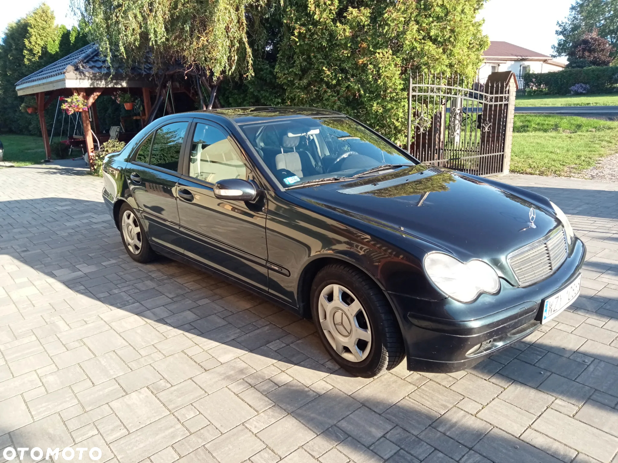 Mercedes-Benz Klasa C 180 Classic - 10