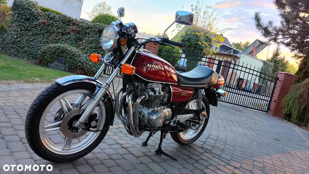 Honda CB - 9