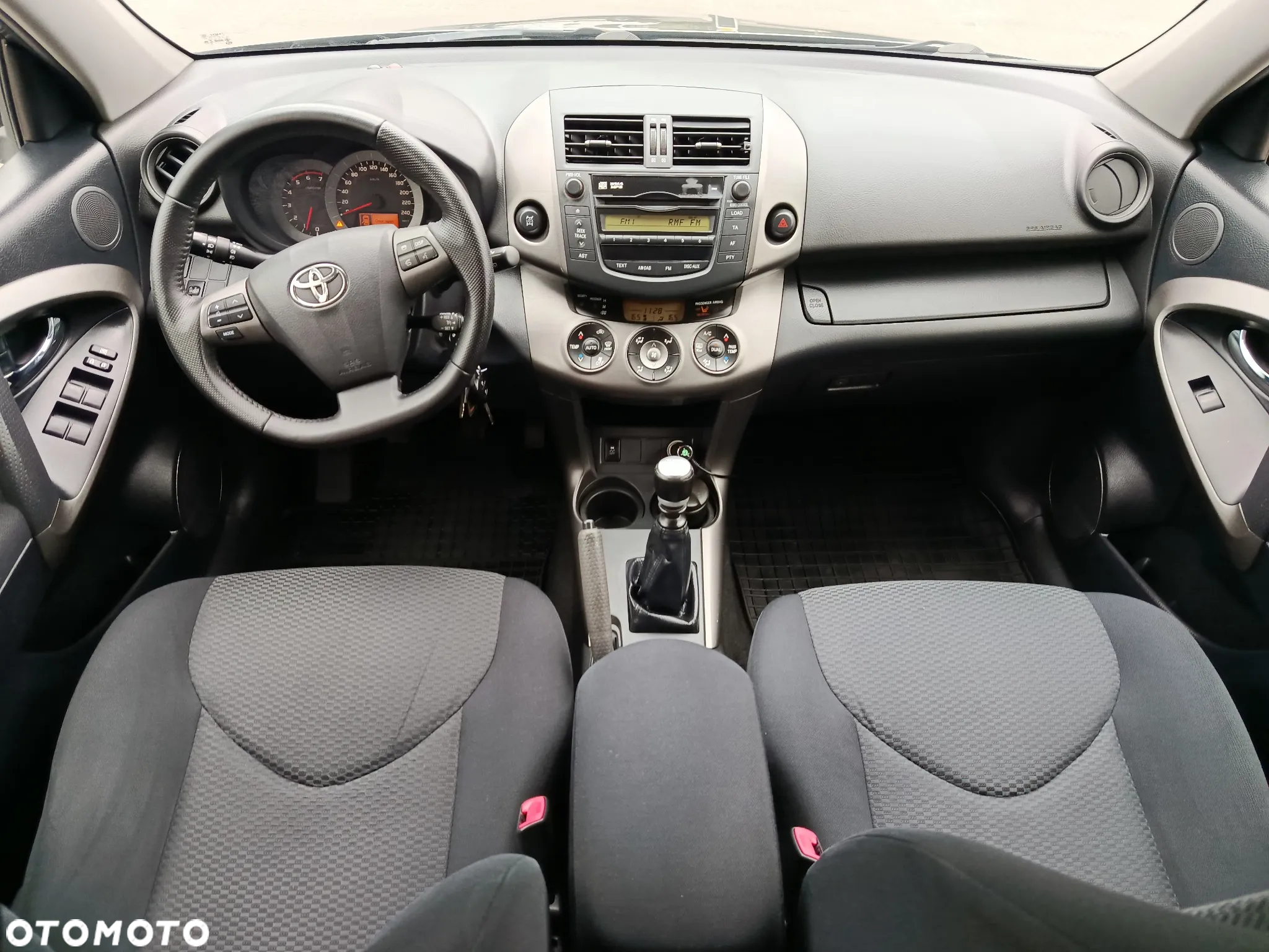 Toyota RAV4 2.2 D-4D 4x4 Comfort - 31