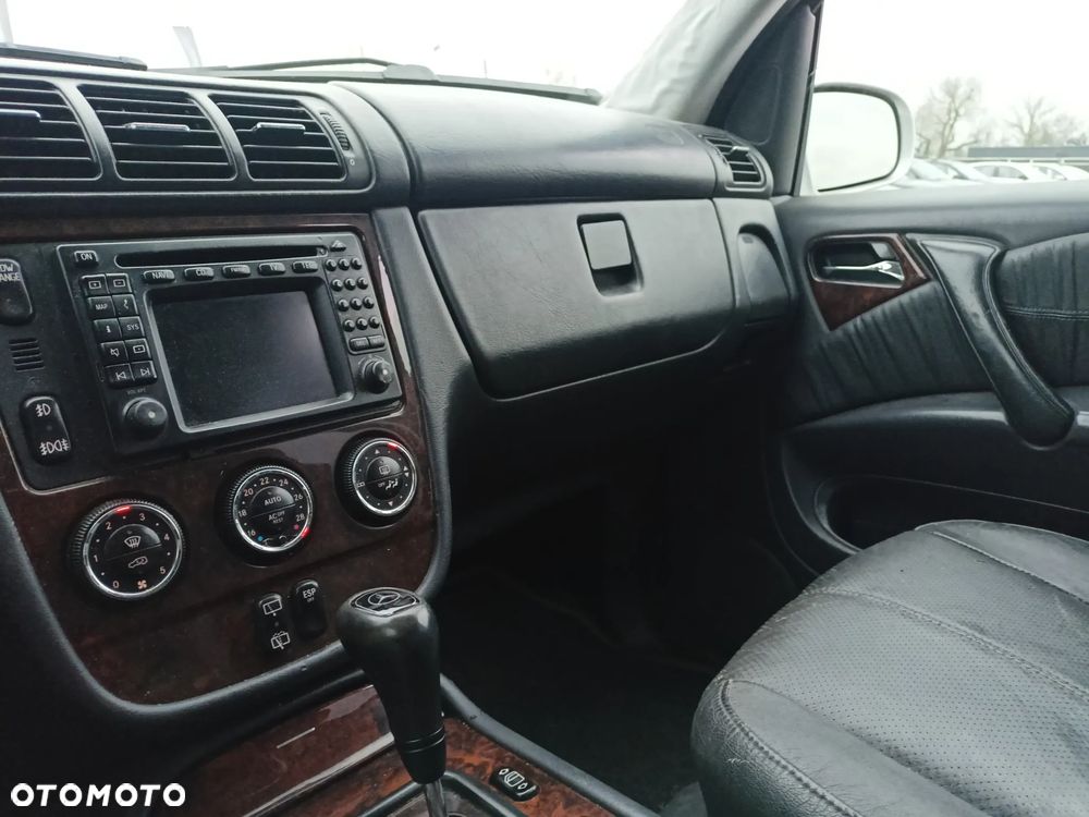 Mercedes-Benz ML - 11