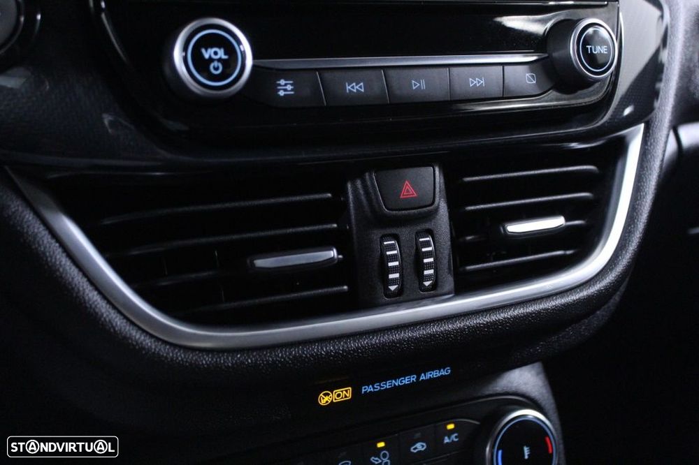 Ford Fiesta 1.0 EcoBoost ST-Line - 29