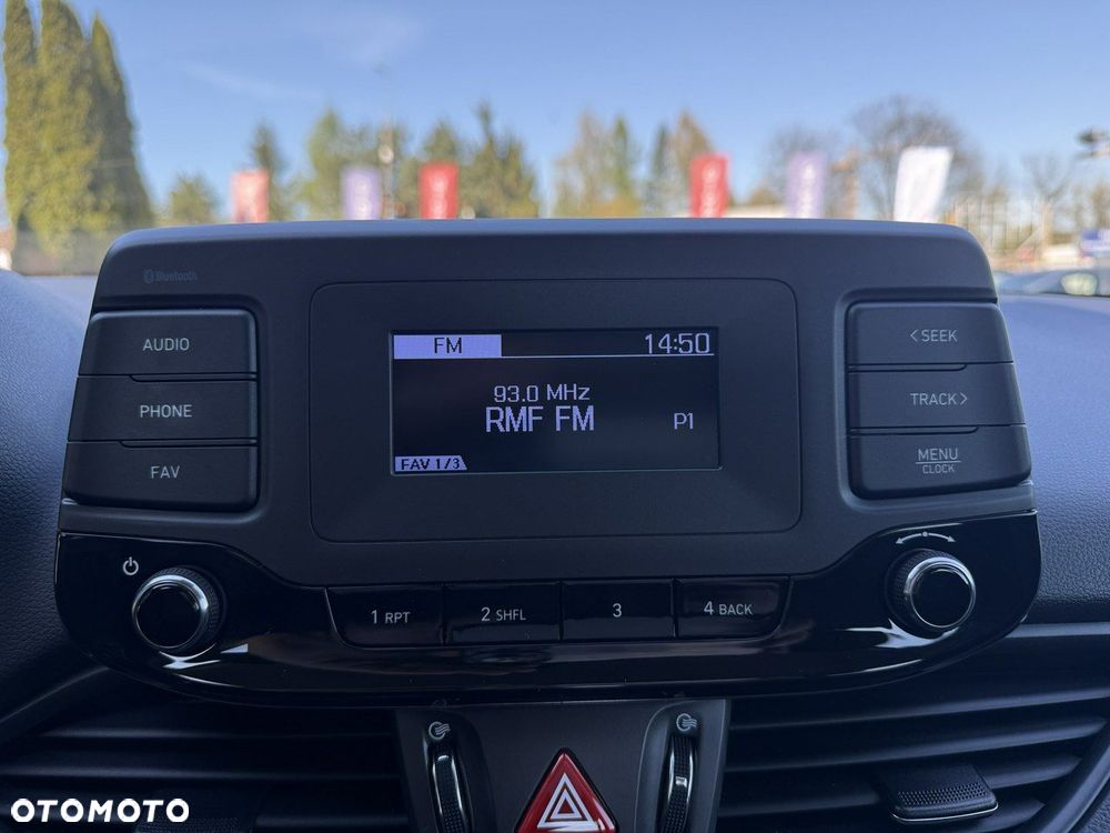 Hyundai i30 1.5 DPI Classic + - 24