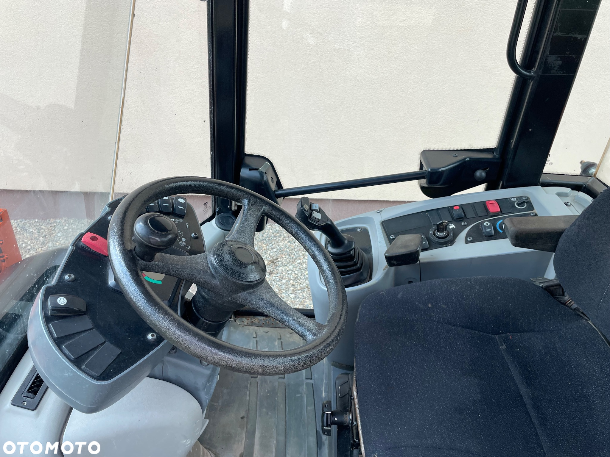 Caterpillar CAT 906 H2 - 13