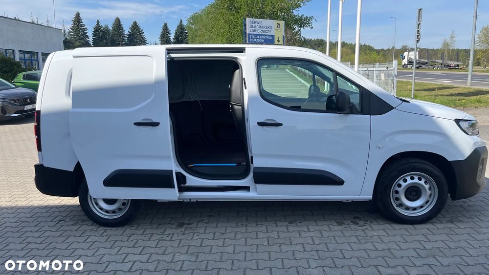 Peugeot Patrtner - 8