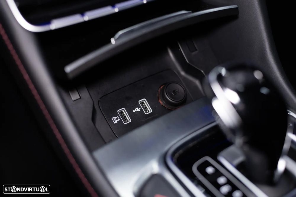 MG EHS 1.5 T-GDI Plug-in Hybrid Luxury - 40