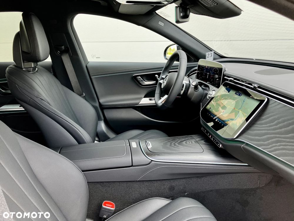 Mercedes-Benz Klasa E 220 d 4-Matic - 4