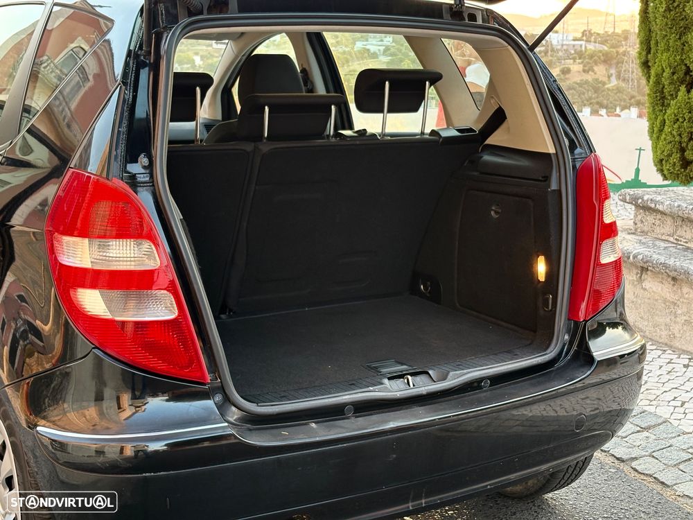 Mercedes-Benz A 150 Elegance - 11