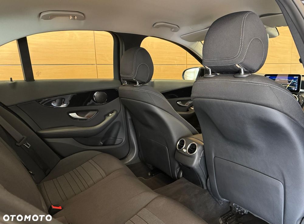 Mercedes-Benz Klasa C 160 9G-TRONIC - 14