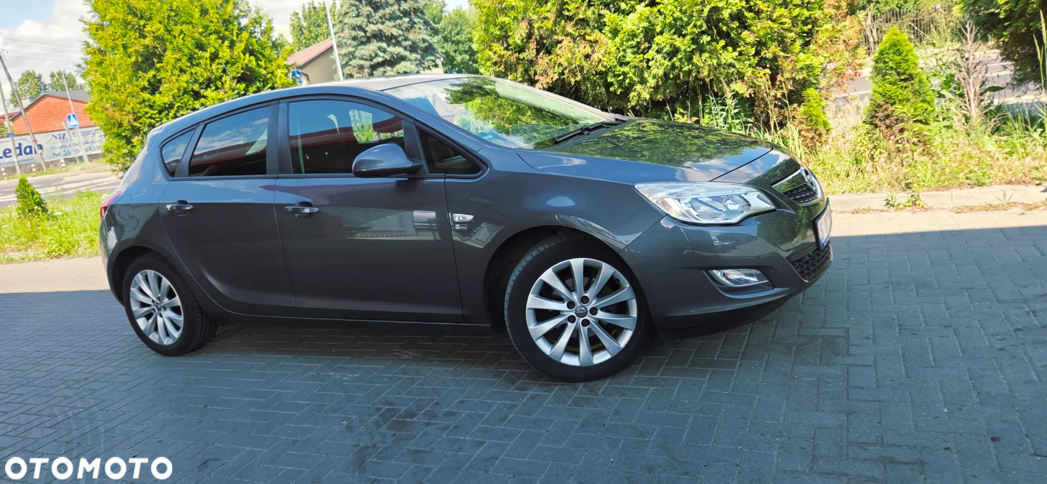 Opel Astra 1.4 Turbo 150 Jahre - 21