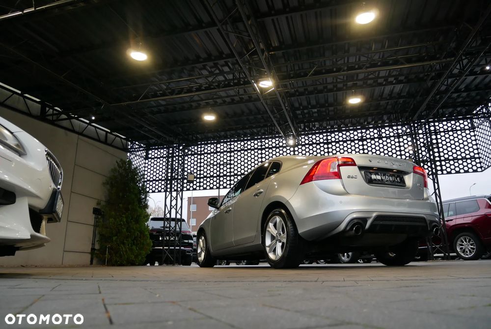 Volvo S60 T5 Geartronic - 39