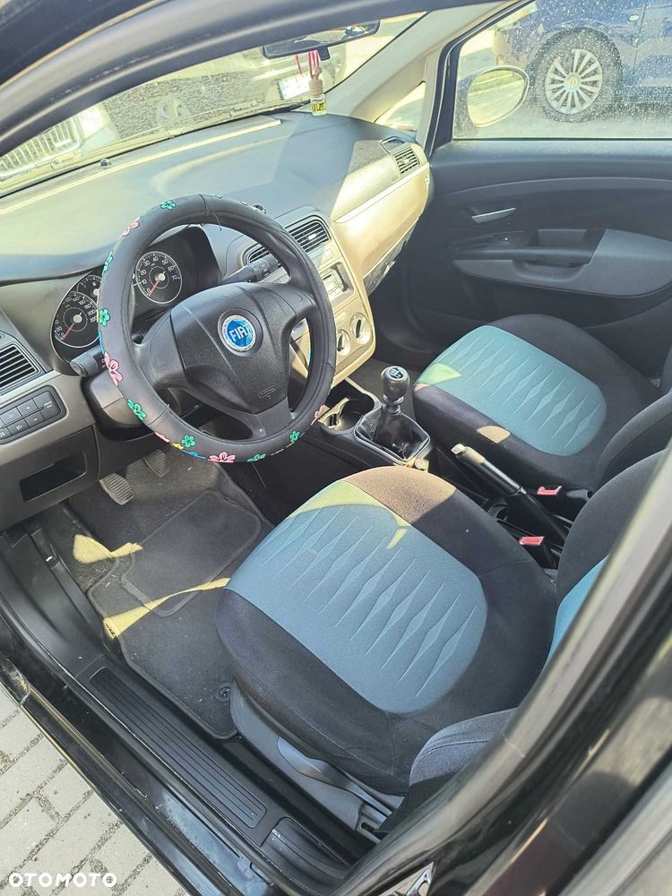 Fiat Grande Punto - 5