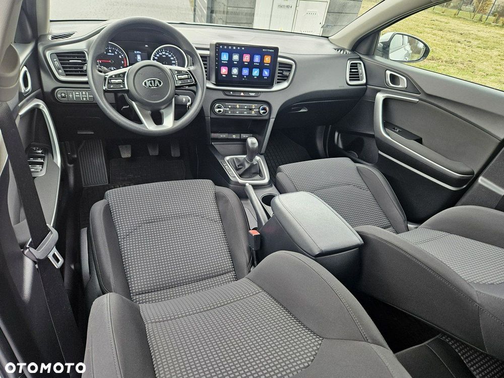 Kia Ceed - 19