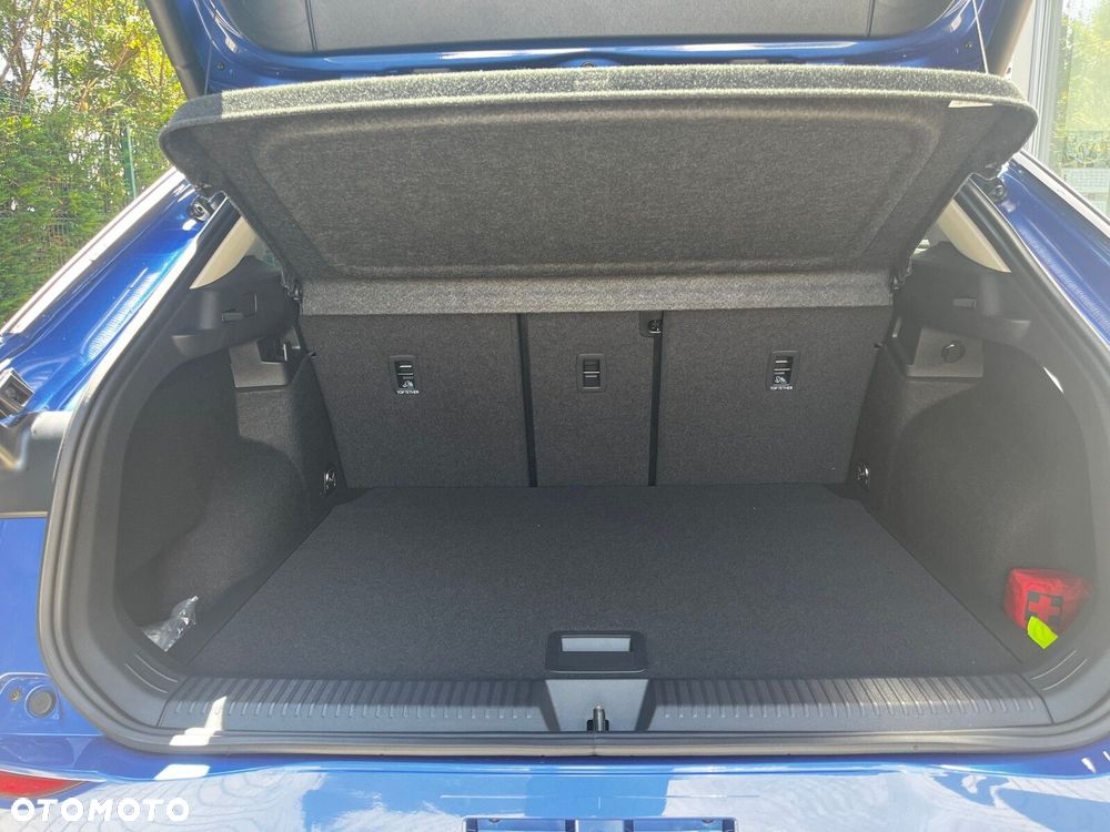 Volkswagen T-Roc - 11