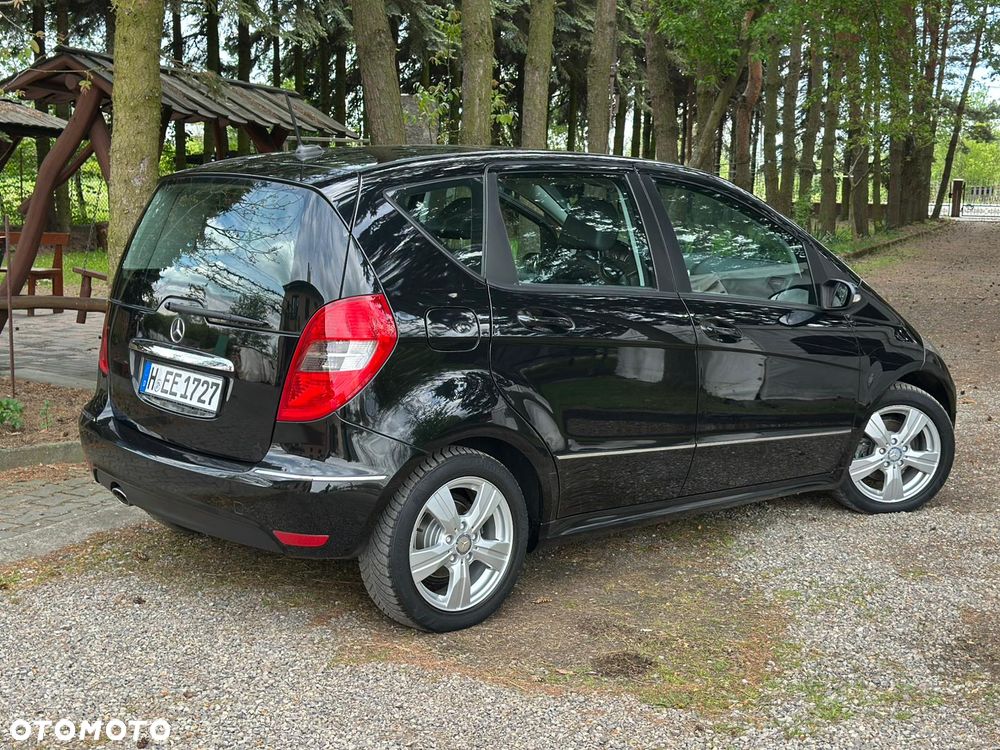 Mercedes-Benz Klasa A 160 BlueEFFICIENCY Avantgarde - 24